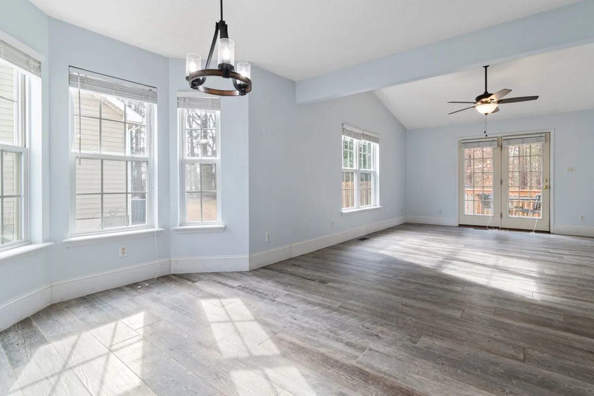 Clean, safe room after biohazard cleanup in South Tuxedo Park, Atlanta, GA